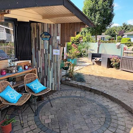 Naturistenlogement Op Flevonatuur Bed & Breakfast Zeewolde Exterior photo